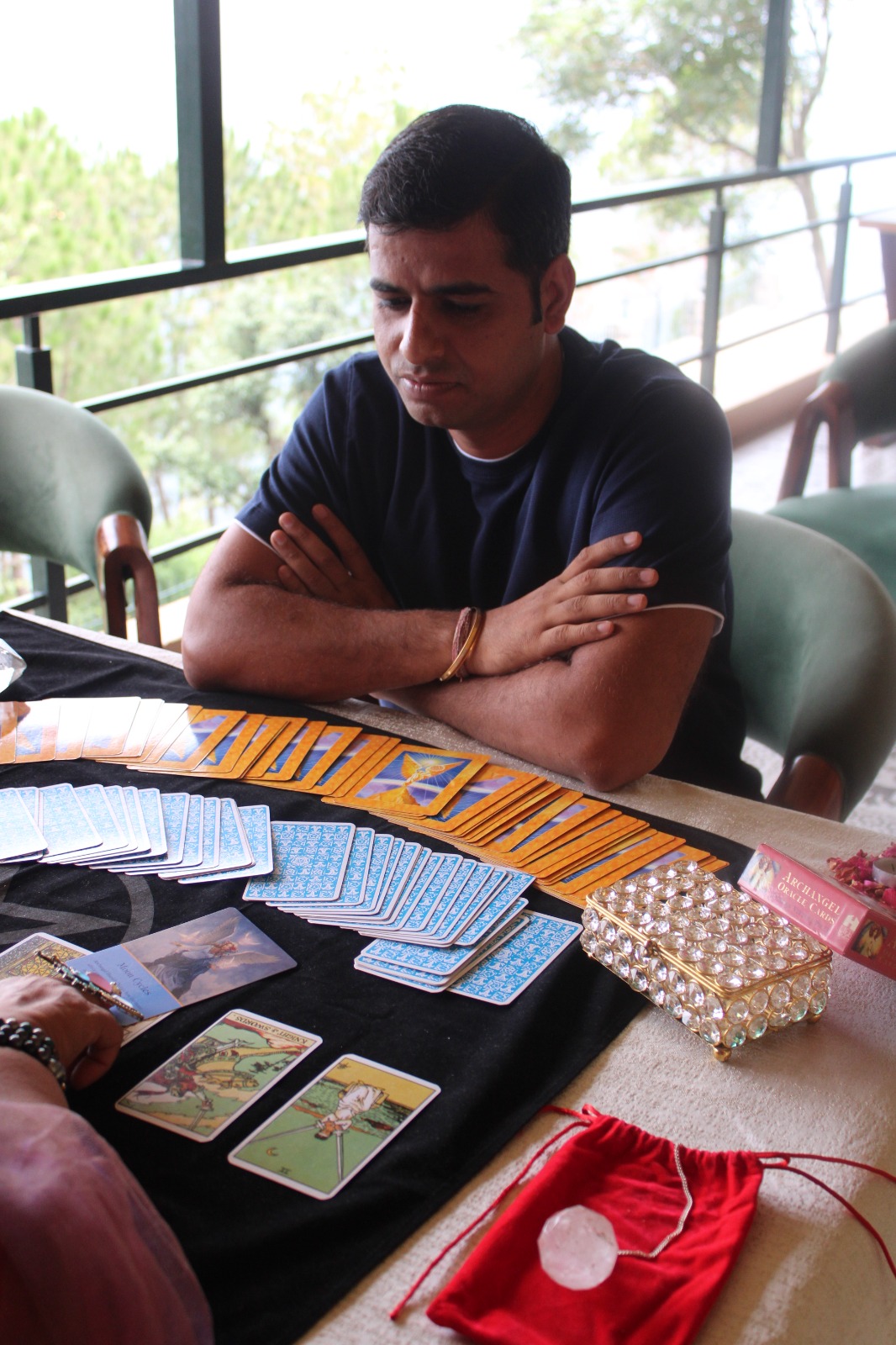 Signs You Are Emotionally Overloaded (And Don’t Even Realize It)